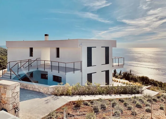 Villa Egremni Hills *