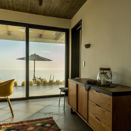 Egremni Hills וילה *